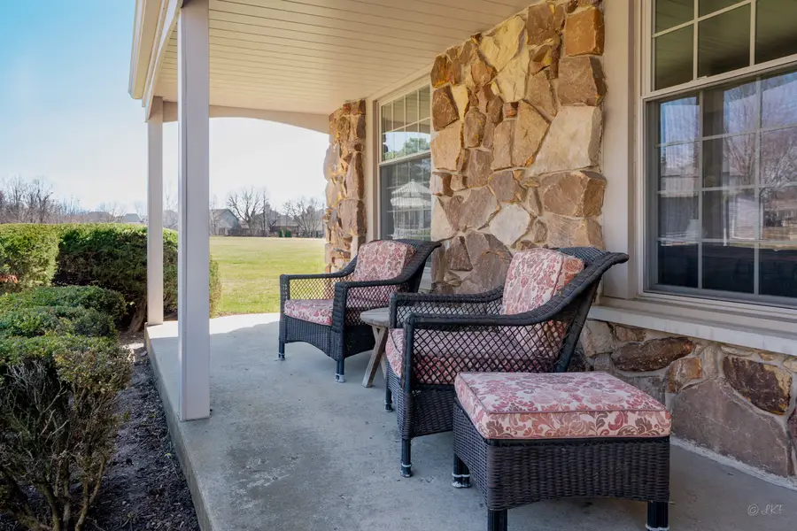 1123 Juniper Parkway, Libertyville, IL 60048 - #3