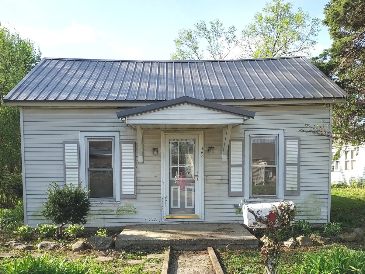460 & 464 E Washington Street, Arcola, IL 61910 - #1