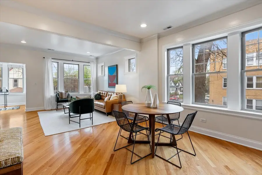 3121 W Belle Plaine Avenue #2W, Chicago, IL 60618 - #2