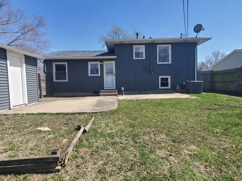 3302 Greenbrier Drive, Bettendorf, IA 52722 - #2