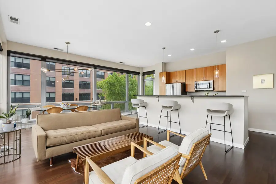 3920 N Sheridan Road #301, Chicago, IL 60613 - #3