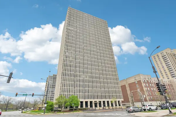 6700 S South Shore Drive #12E, Chicago, IL 60649