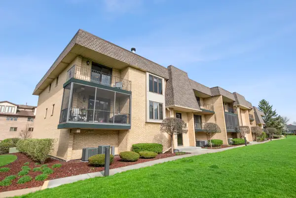 15705 Old Orchard Court #2S, Orland Park, IL 60462