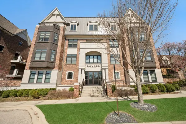 815 Laurel Avenue #203, Highland Park, IL 60035