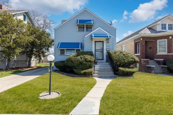 1639 S 14th Avenue, Maywood, IL 60153