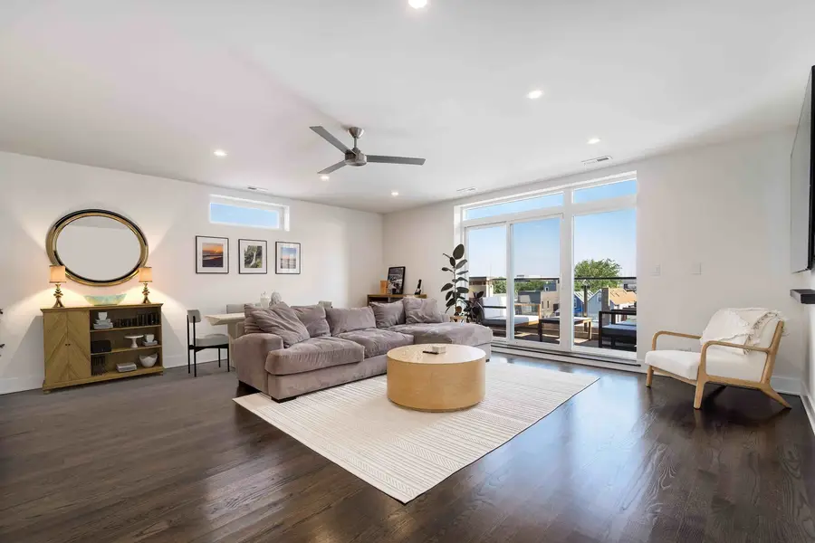 2707 W Belmont Avenue #4W, Chicago, IL 60618 - #3