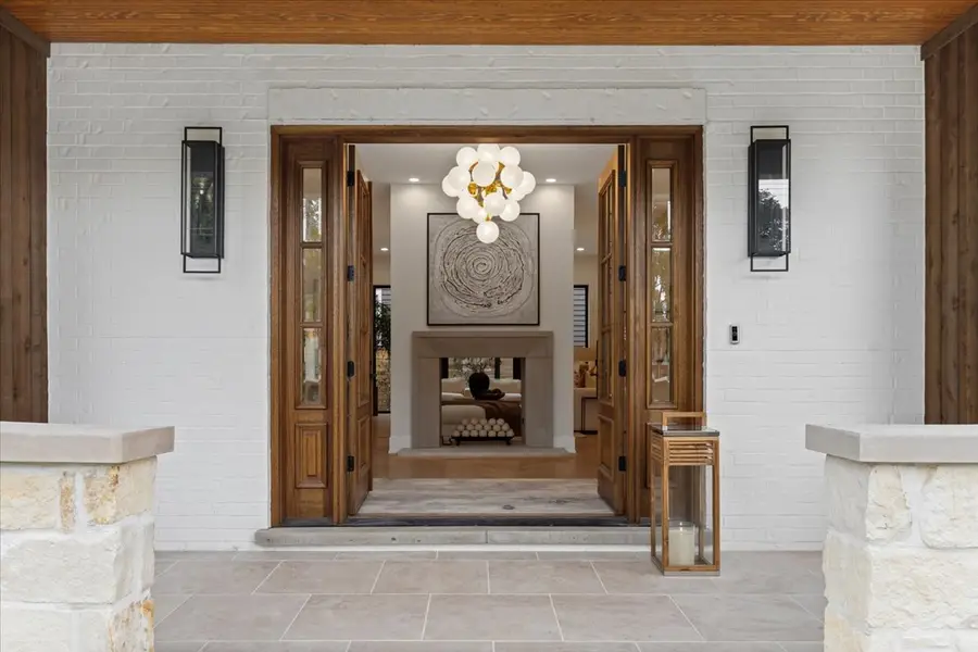 104 S Monroe Street, Hinsdale, IL 60521 - #2