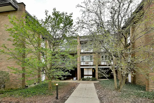 360 Claymoor Avenue #2E, Hinsdale, IL 60521