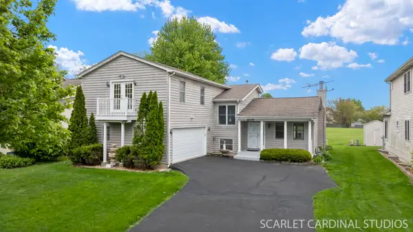 1004 Prairie View Court, Naperville, IL 60563