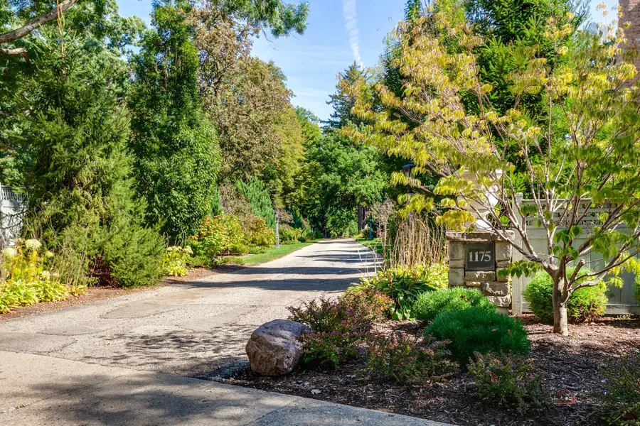 1175 Edgewood Road, Lake Forest, IL 60045 - #2