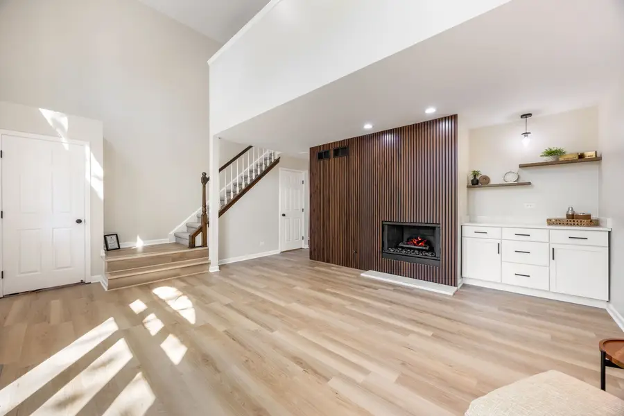 4916 Main Street #2, Lisle, IL 60532 - #2