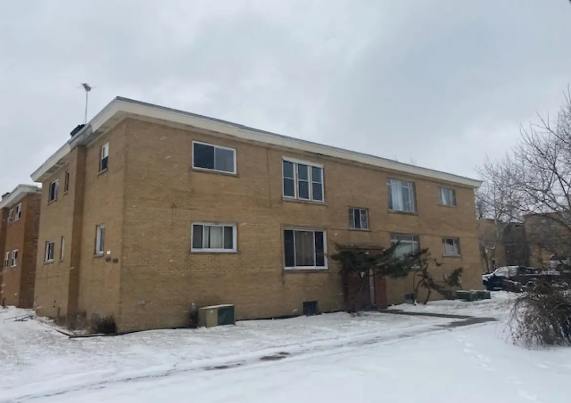 746 Walnut Street #2E, Waukegan, IL 60085 - #1