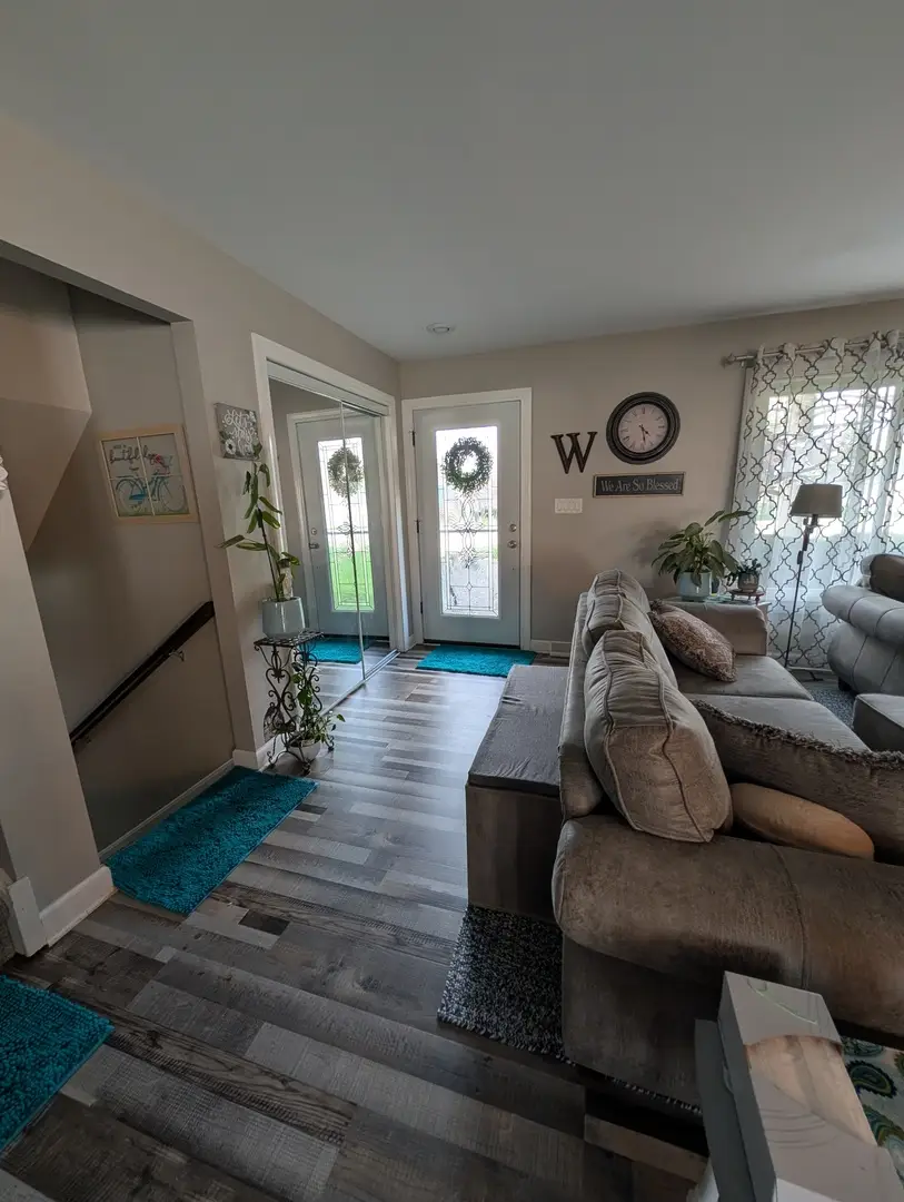 921 4h Road, Ottawa, IL 61350 - #2