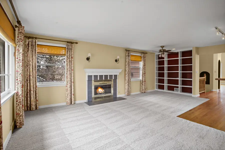 23W749 Bryn Mawr Avenue, Roselle, IL 60172 - #2