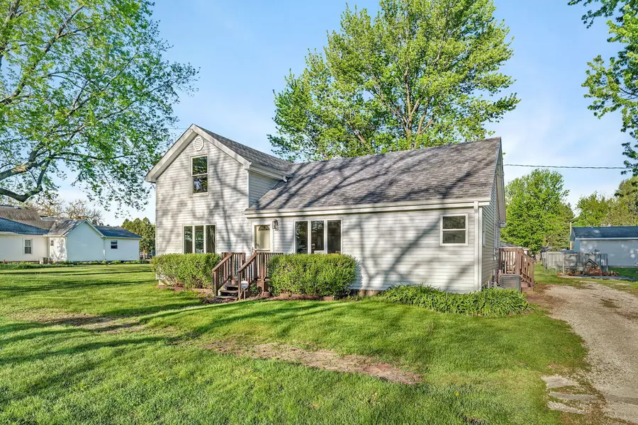 303 S Jackson Street, Gardner, IL 60424 - #3