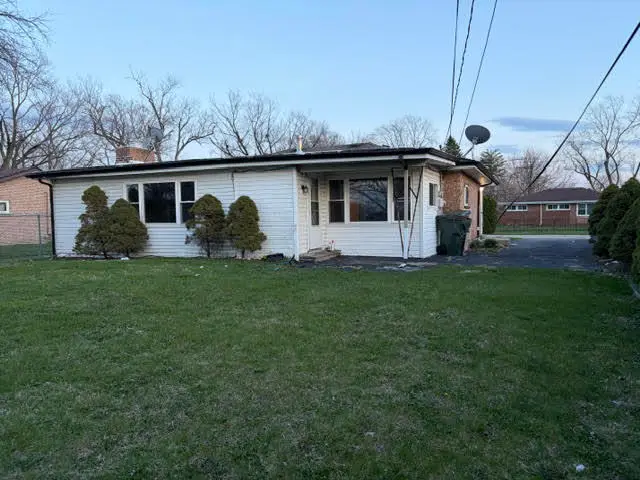 3036 Sussex Avenue, Markham, IL 60428 - #3