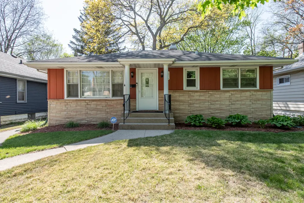 1316 N Ash Street, Waukegan, IL 60085 - #1
