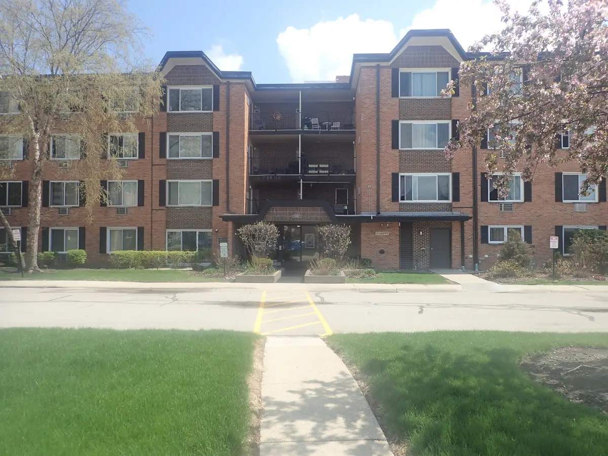 1127 S Old Wilke Road #101, Arlington Heights, IL 60005 - #1