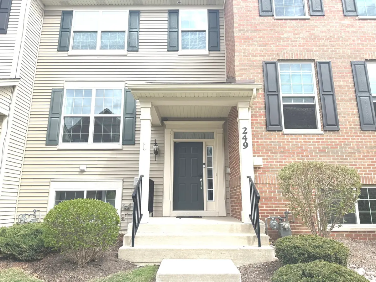 249 Lakeshore Drive, Oswego, IL 60543 - #1