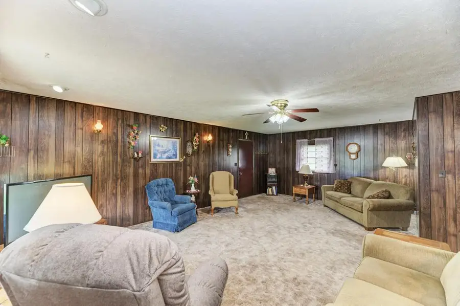 705 N School Street, Braidwood, IL 60408 - #3