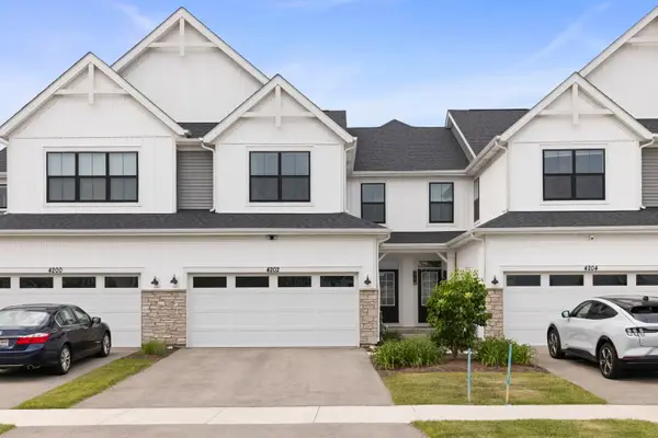 4202 Chelsea Manor Circle, Aurora, IL 60504