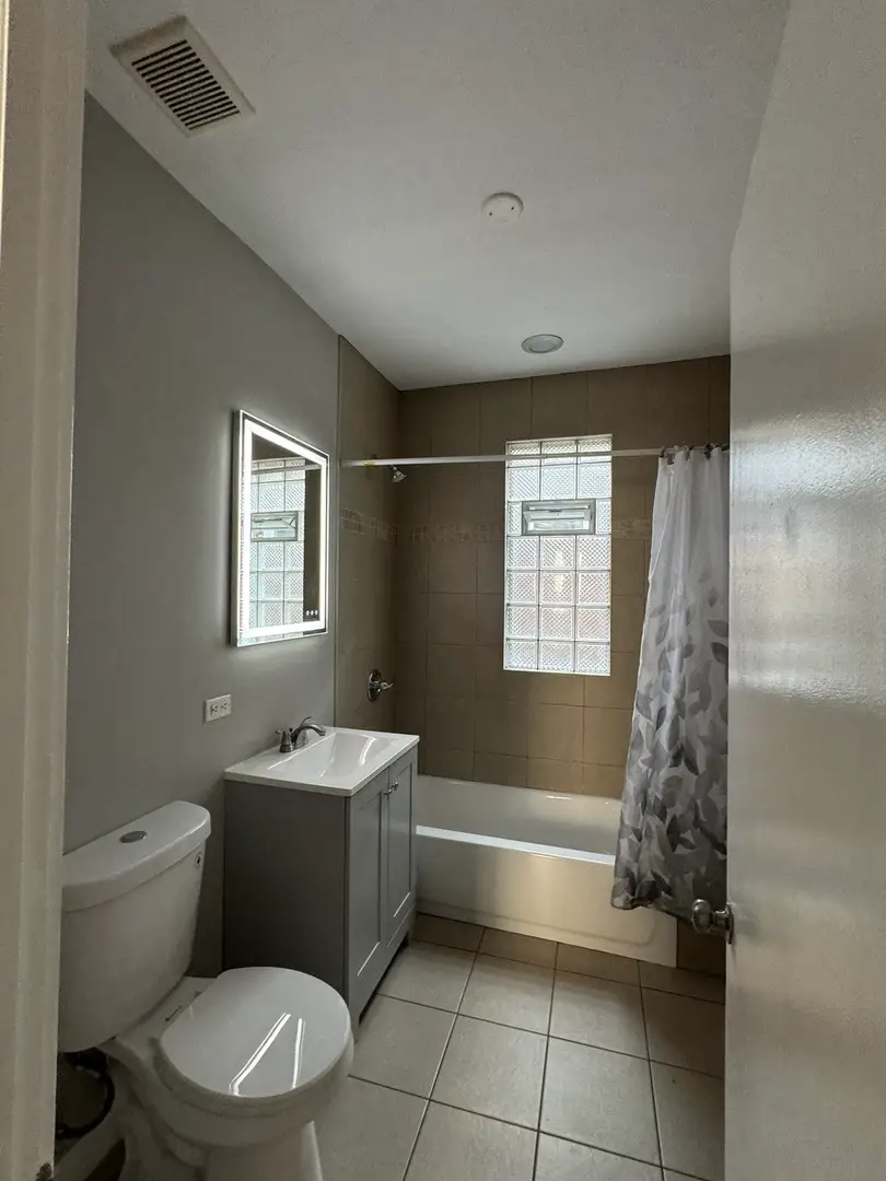 5018 W Concord Place, Chicago, IL 60639 - #3