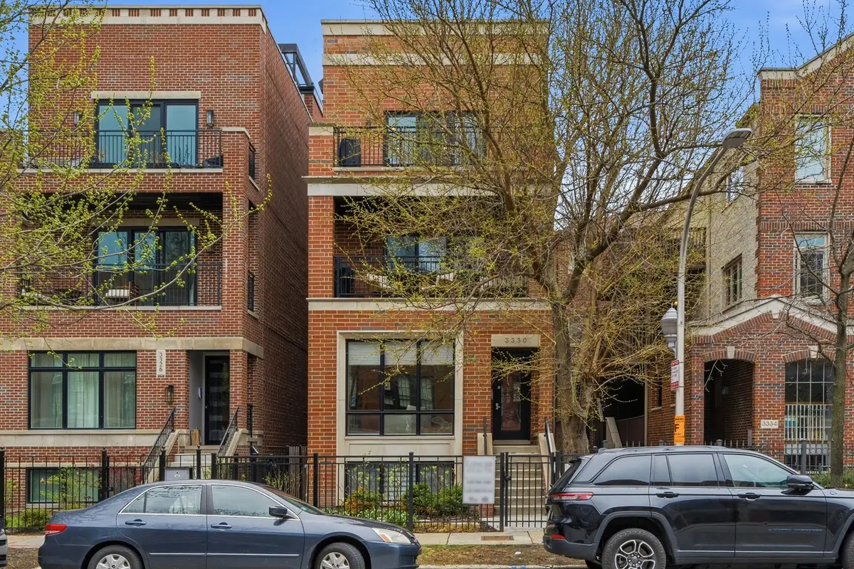 3330 N Clifton Avenue #2, Chicago, IL 60657 - #1