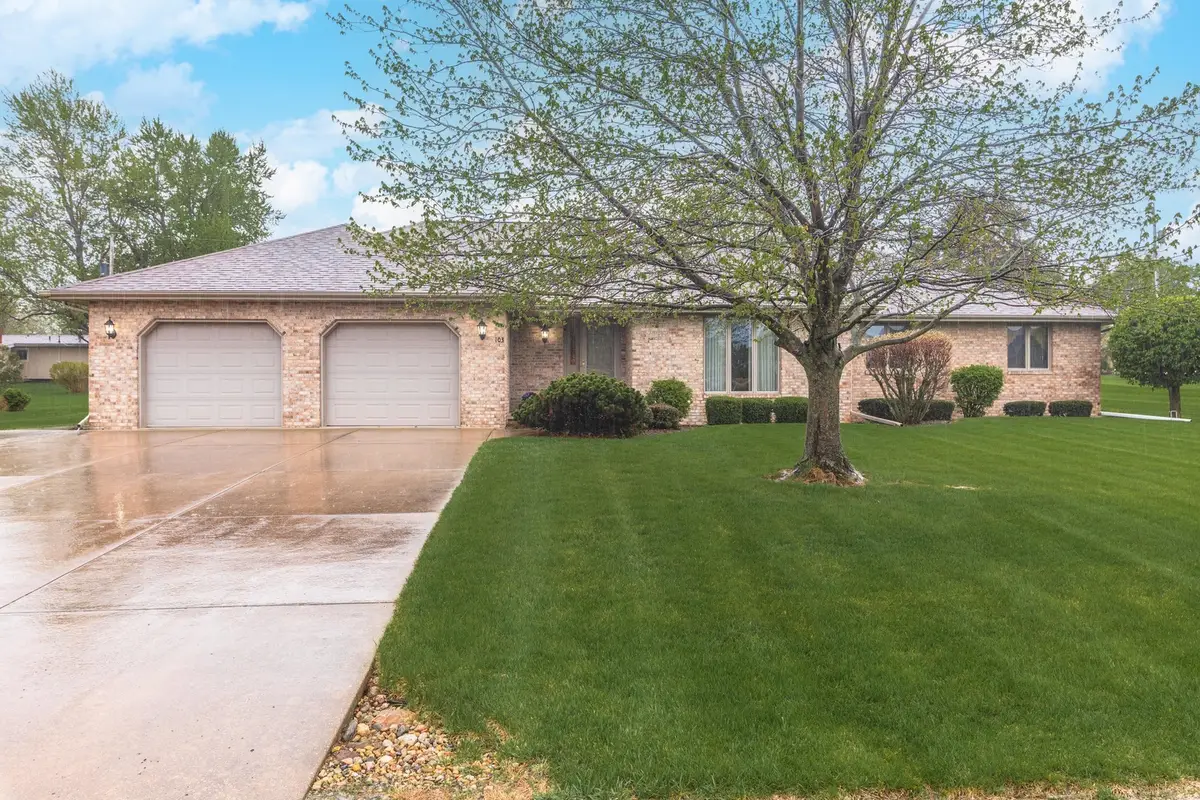 103 E 9th Street, Gridley, IL 61744 - #1