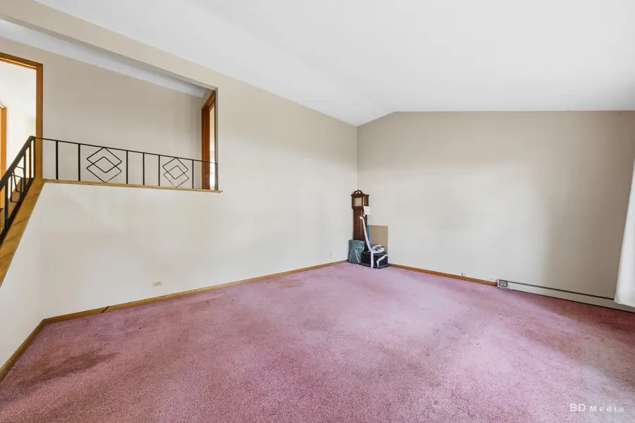 15742 Le Claire Avenue, Oak Forest, IL 60452 - #3
