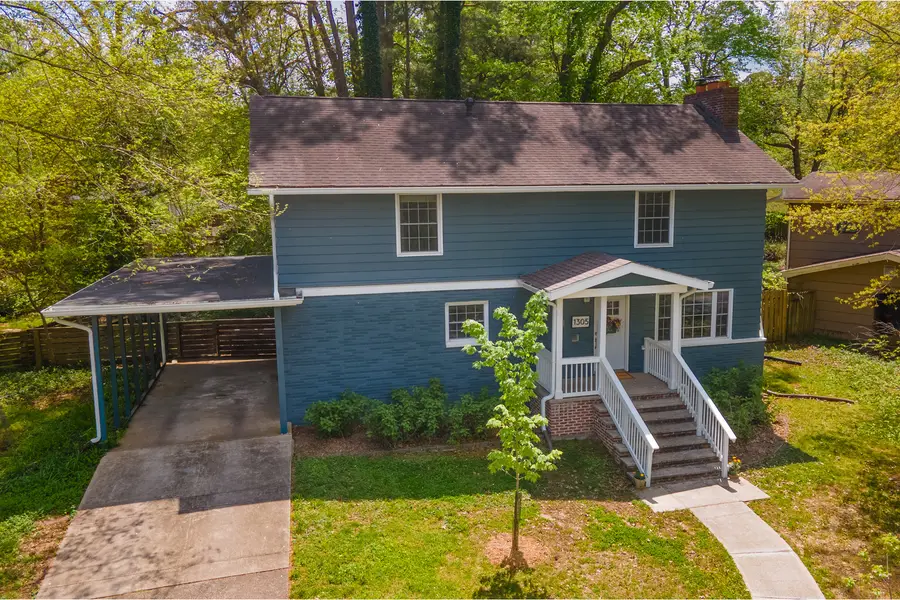 1305 W Tenney Drive, Carbondale, IL 62901 - #3