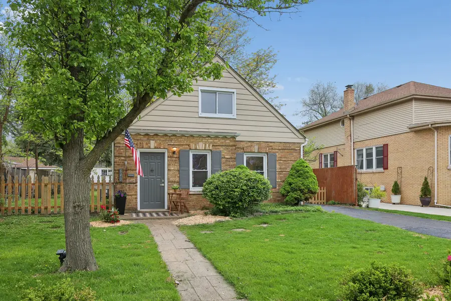 640 8th Avenue, La Grange, IL 60525 - #3