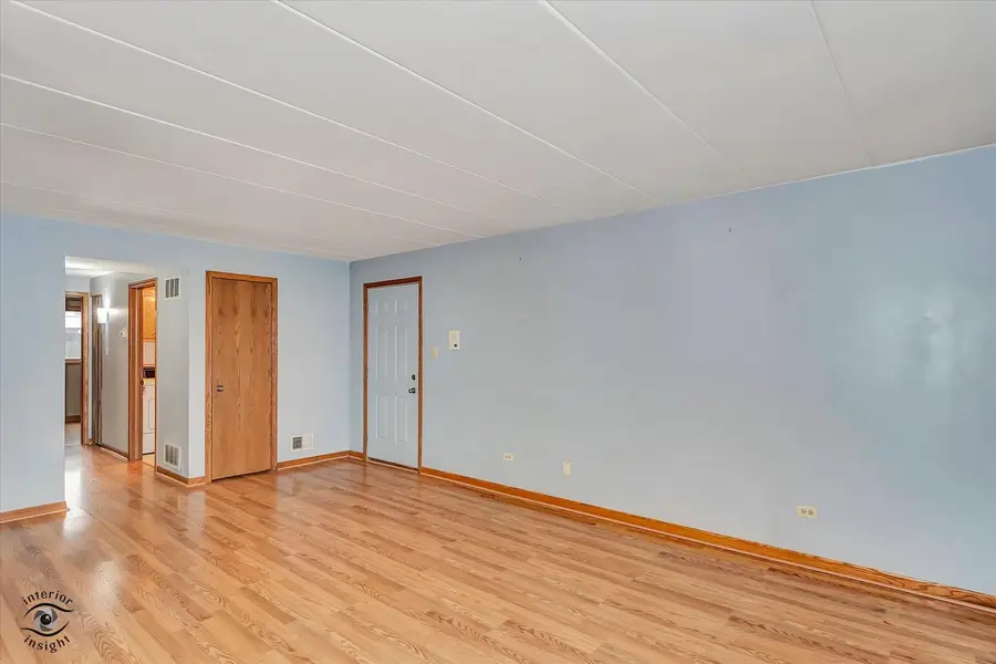 10538 Central Avenue #1-S, Chicago Ridge, IL 60415 - #3