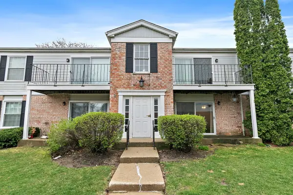 979 Golf Course Road #2, Crystal Lake, IL 60014