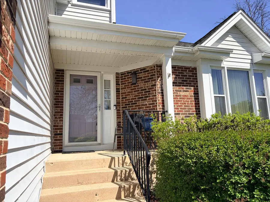 Address Withheld By Seller, Buffalo Grove, IL 60089 - #2