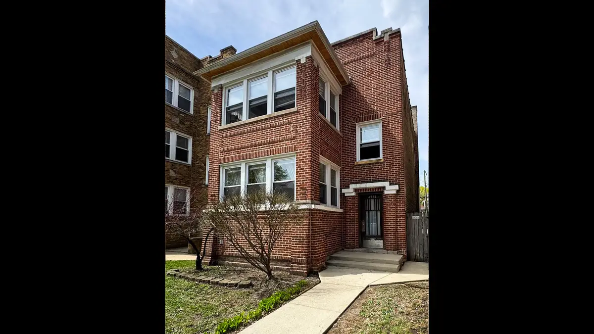 4954 N Drake Avenue, Chicago, IL 60625 - #1