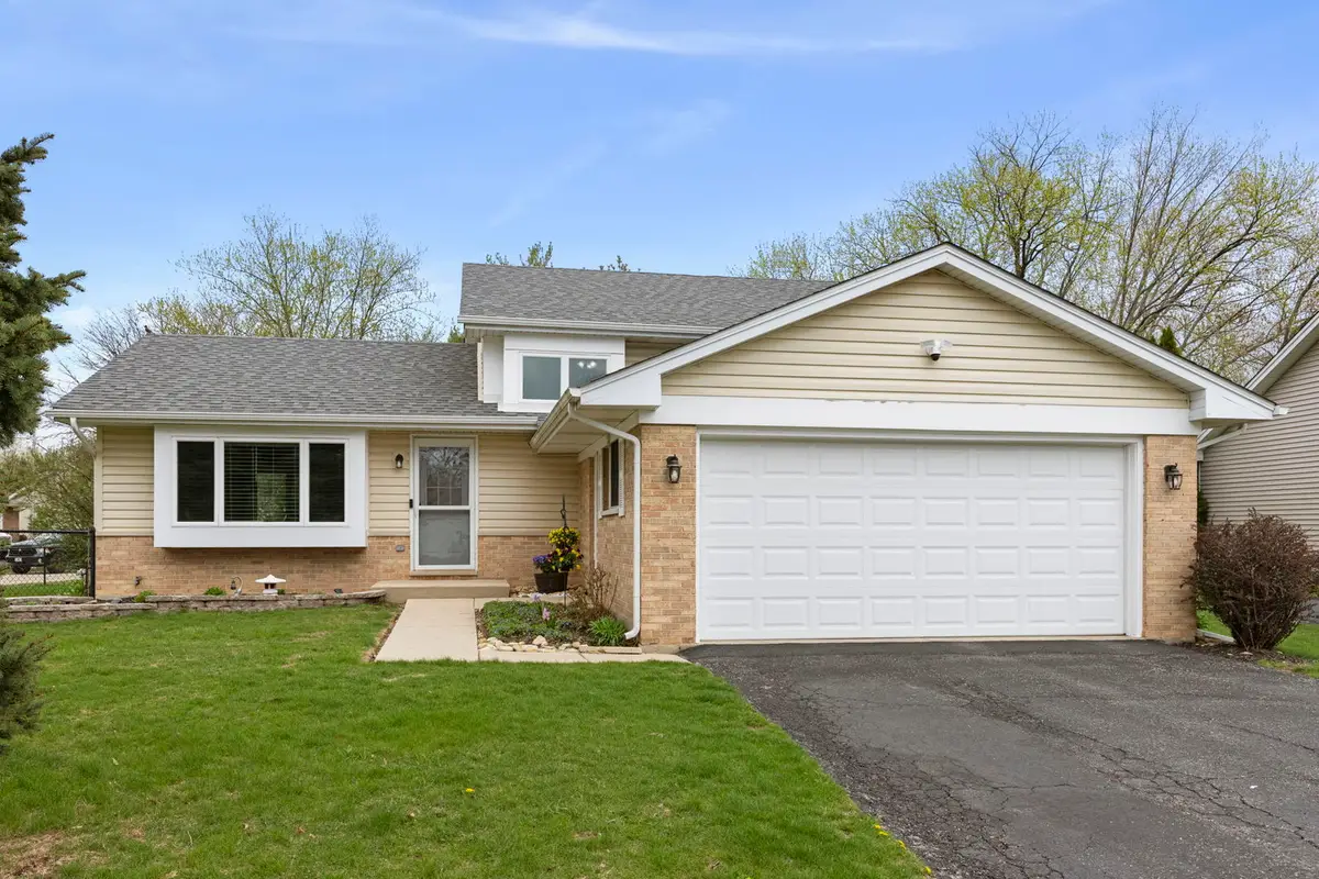 322 Hickory Oaks Drive, Bolingbrook, IL 60490 - #1