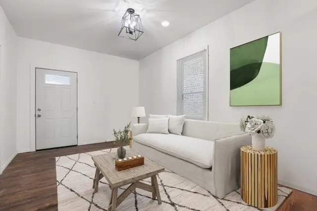 238 E 22 Street, Chicago Heights, IL 60411 - #3