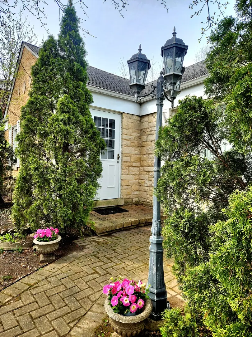 5020 Pratt Avenue, Skokie, IL 60076 - #2