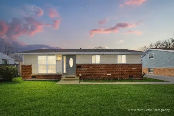 16600 Oxford Drive, Markham, IL 60428