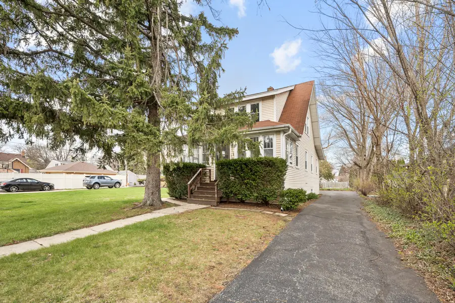 130 W Washington Street, Villa Park, IL 60181 - #2