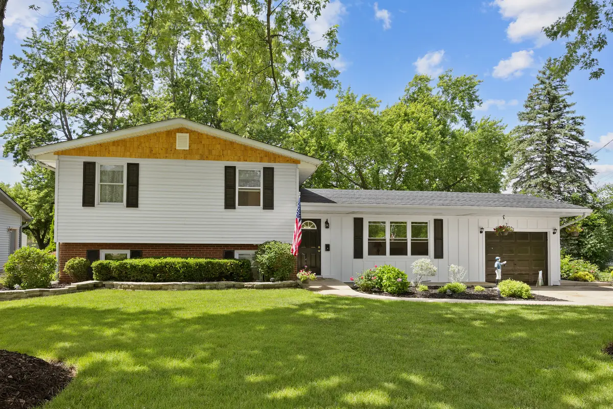 586 Aztec Drive, Carol Stream, IL 60188 - #1