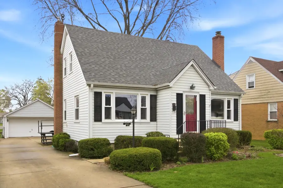 221 S Michigan Avenue, Addison, IL 60101 - #2