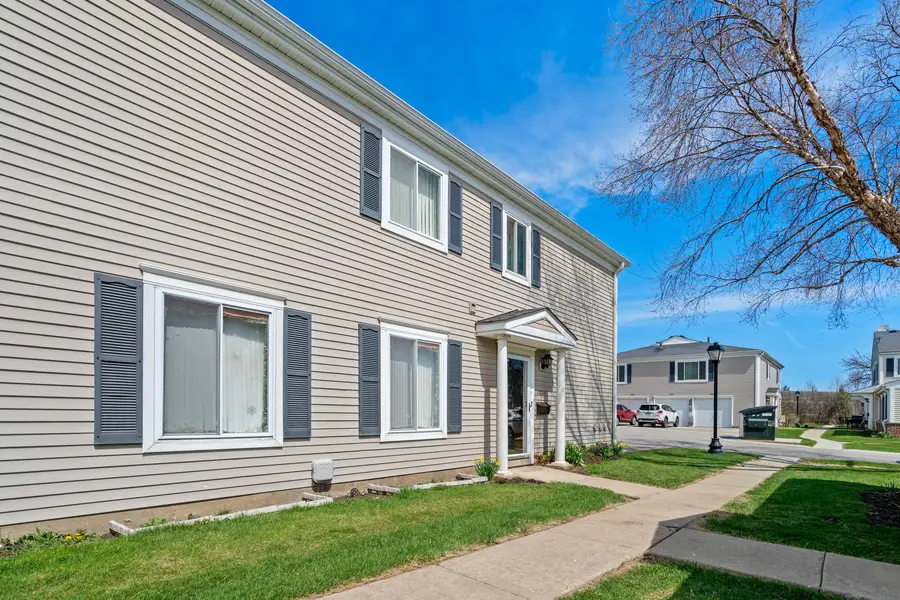 1220 Cove Drive #224D, Prospect Heights, IL 60070 - #2