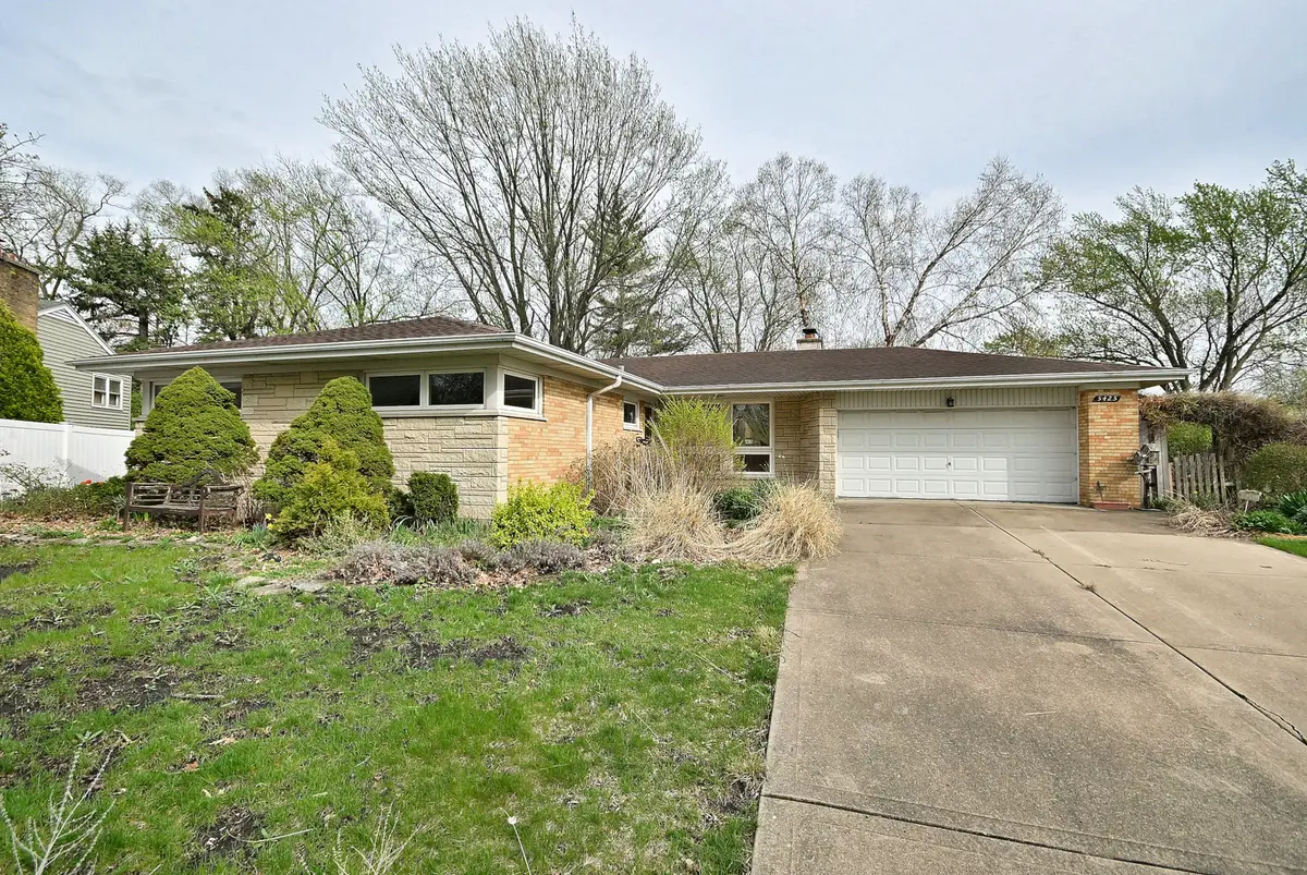 5425 Howard Avenue, Western Springs, IL 60558 - #1