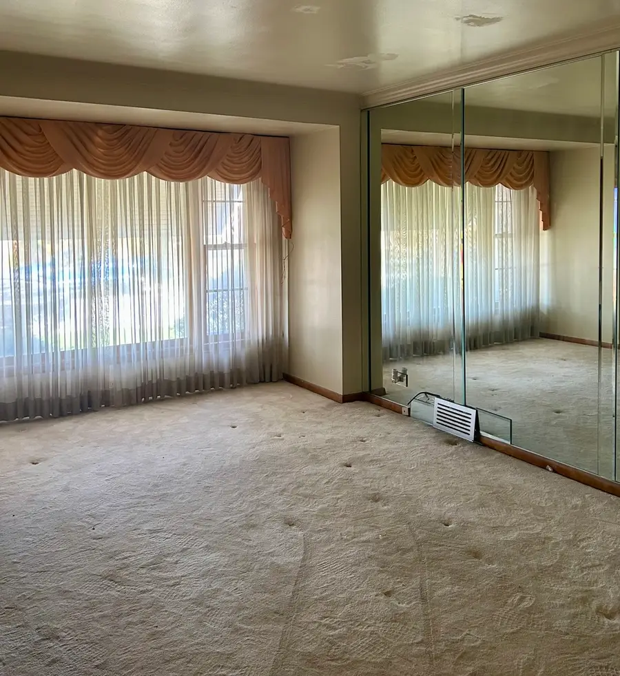 12334 S Loomis Street, Calumet Park, IL 60827 - #2