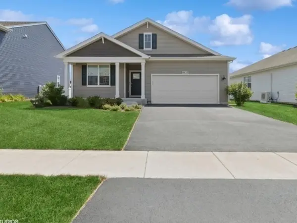 6813 Cobble Springs Lane, Wonder Lake, IL 60097