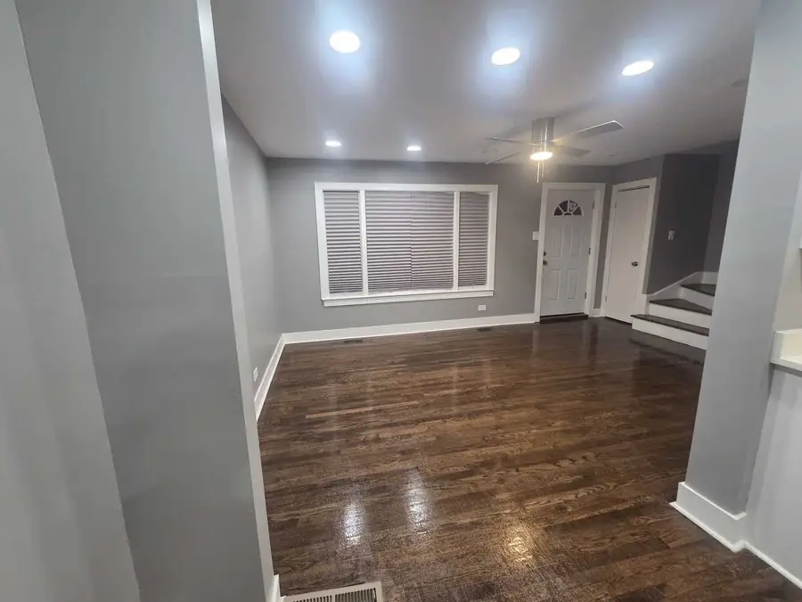 9144 S Dobson Avenue, Chicago, IL 60619 - #2