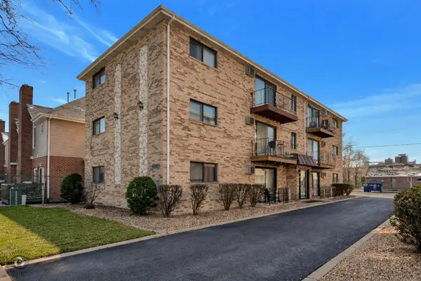 6317 W 64th Place #2S, Chicago, IL 60638