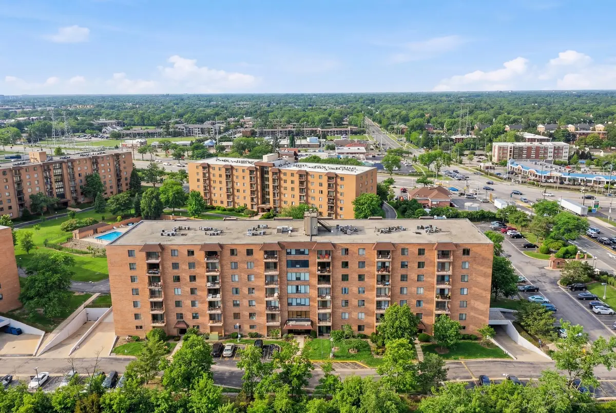 1777 W Crystal Lane #602, Mount Prospect, IL 60056 - #1