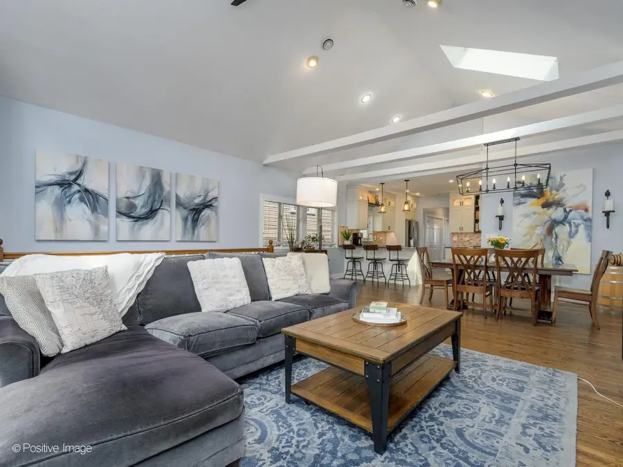 3043 N Hamilton Avenue, Chicago, IL 60618 - #2